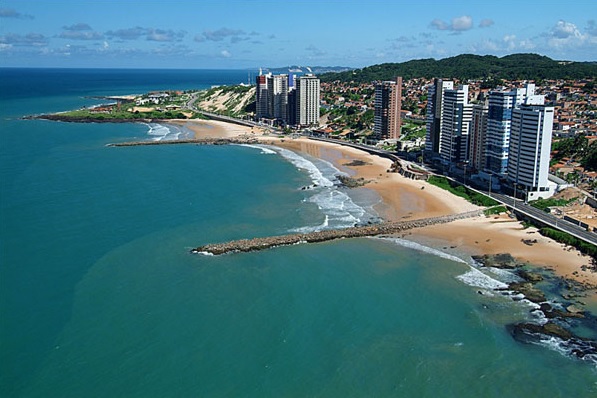 Praia de Areia Preta volta a ser considerada própria para banho 