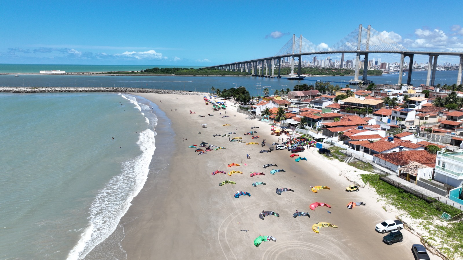 Praia da Redinha é Palco para Competição de Kitesurf