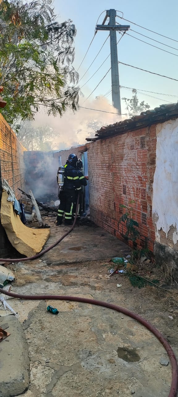 Homem morre queimado após casa pegar fogo no RN