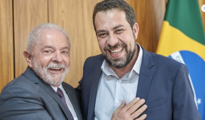 Um dia da campanha de Boulos com Lula custou R$860 mil