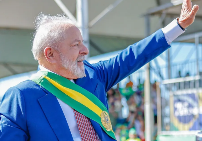 Lula amplia despesa e estrutura para Sete de Setembro