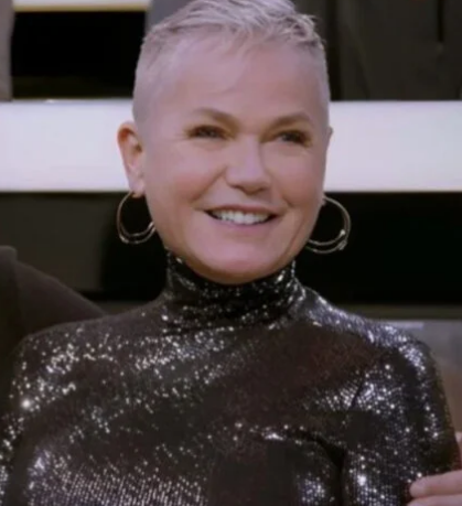 Xuxa faz revelação sobre seu casamento e relação a três com famosa