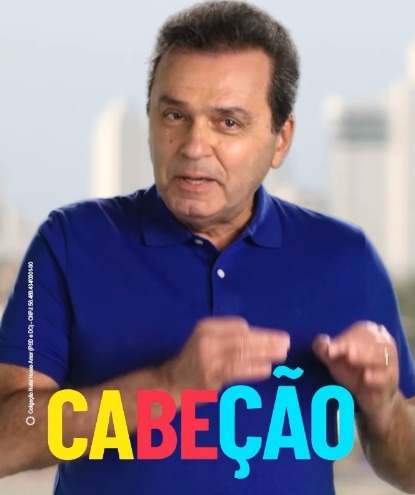 [VIDEO] Carlos Eduardo lança nova música de campanha e se chama de "Cabeção"