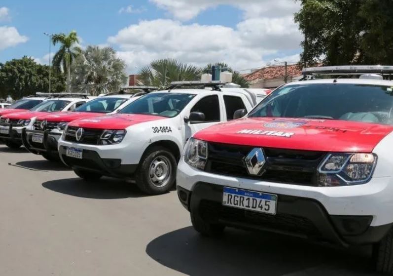 Mulher é morta a tiros após deixar o filho na escola em Alagoas