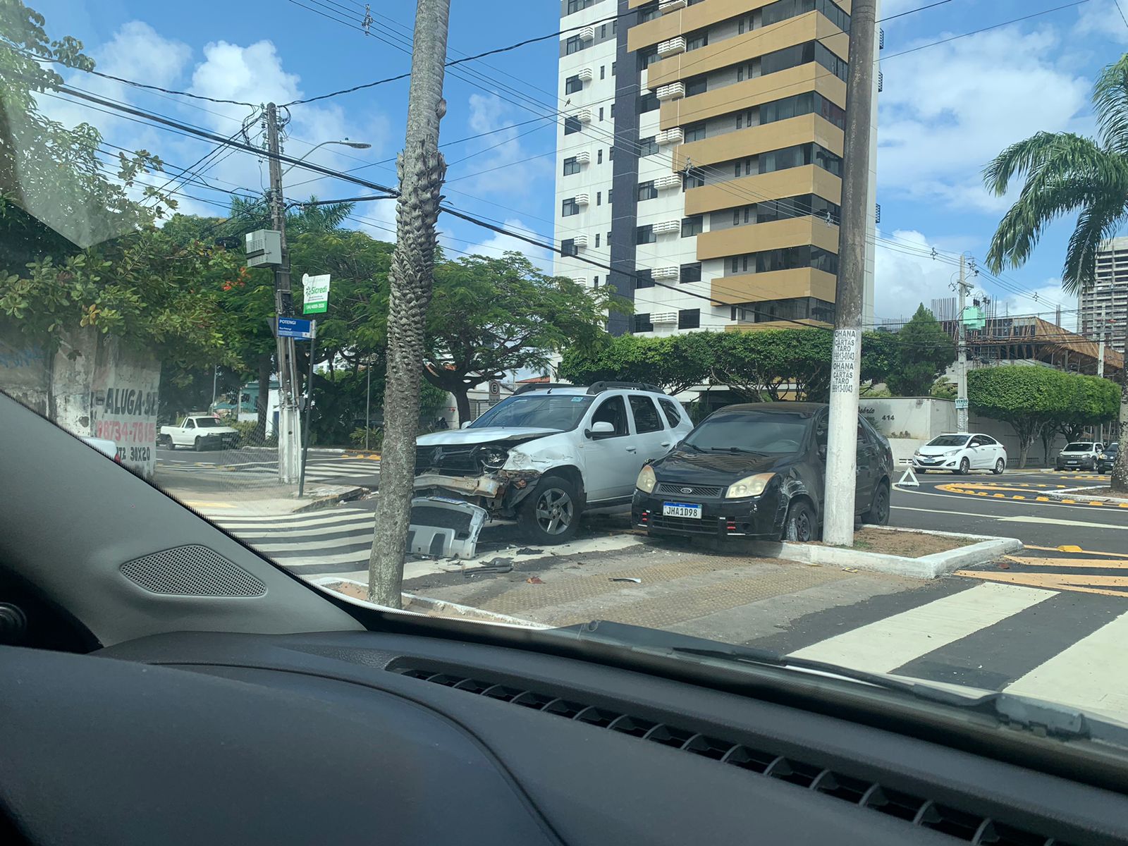 Bruxa solta: Avenidas de Natal amanhecem congestionadas com acidentes