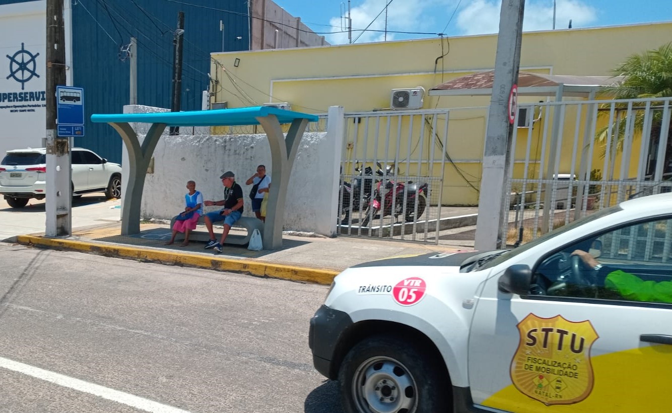 Parada de ônibus da rua Almino Afonso será desativada provisoriamente para obras da CAERN