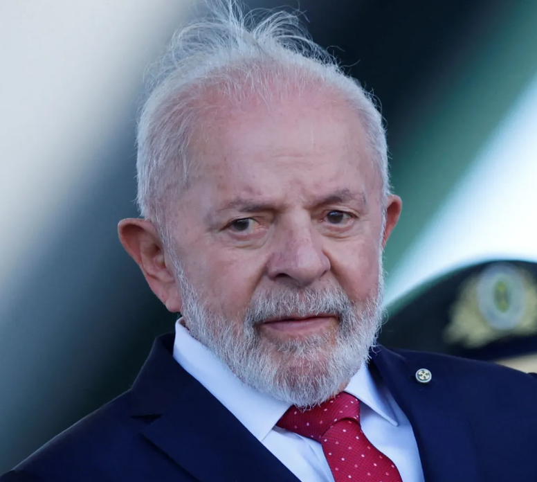 Rico não precisa do governo e da prefeitura, diz Lula durante evento em Fortaleza