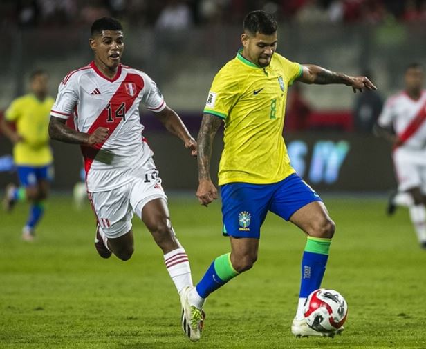 96 FM transmite jogo entre Brasil e Peru; veja escalações e arbitragem