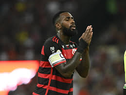 Gerson desfilha futebol exuberante; Fla sofre, mas está na final