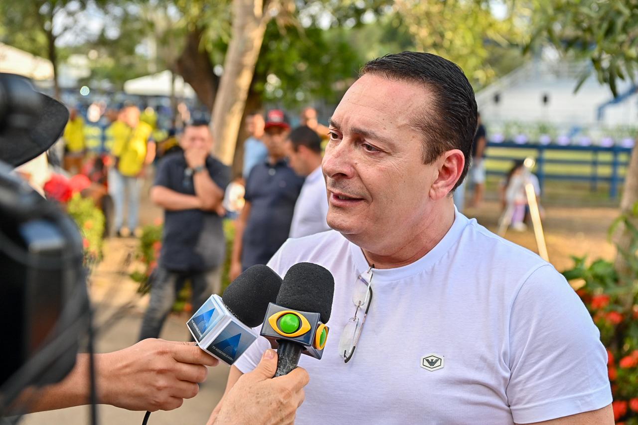 Ezequiel Ferreira prestigia Festa do Boi 2024