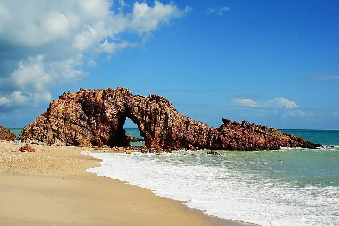 Empresária alega ser dona de 80% das terras de Jericoacoara, no Ceará; entenda o caso