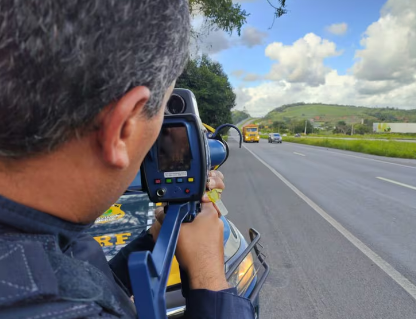 Projeto na Câmara quer proibir uso de radar móvel para fiscalizar velocidade em rodovias