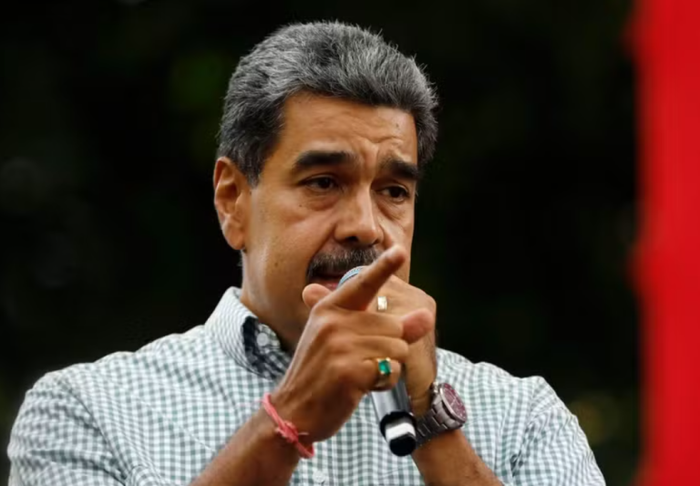 Maduro cobra posicionamento de Lula sobre veto da Venezuela no Brics