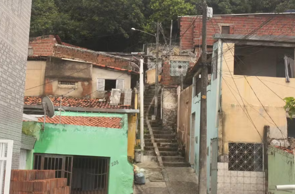 Mais de 175 mil pessoas moram em favelas no RN; Natal concentra 72% das comunidades