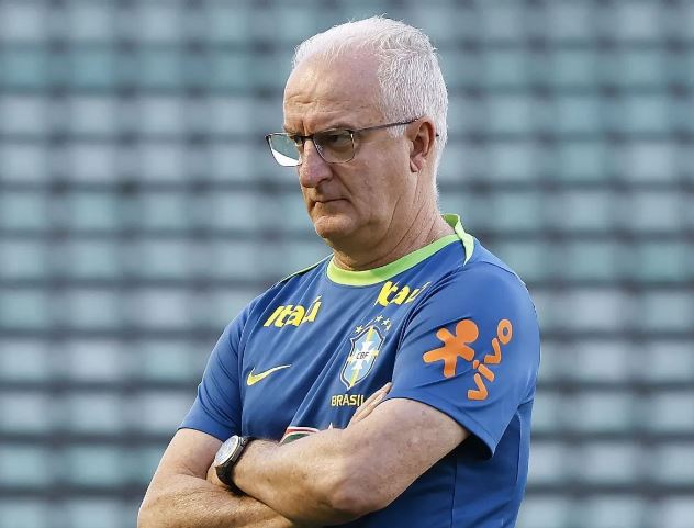 Seleção Brasileira: Dorival confirma mudança na escalação para encarar Uruguai