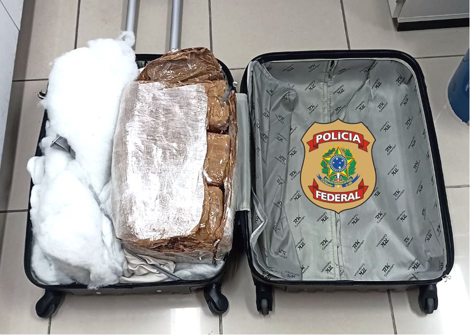 Polícia Federal prende homem que trazia quase 9kg de maconha no aeroporto de Natal