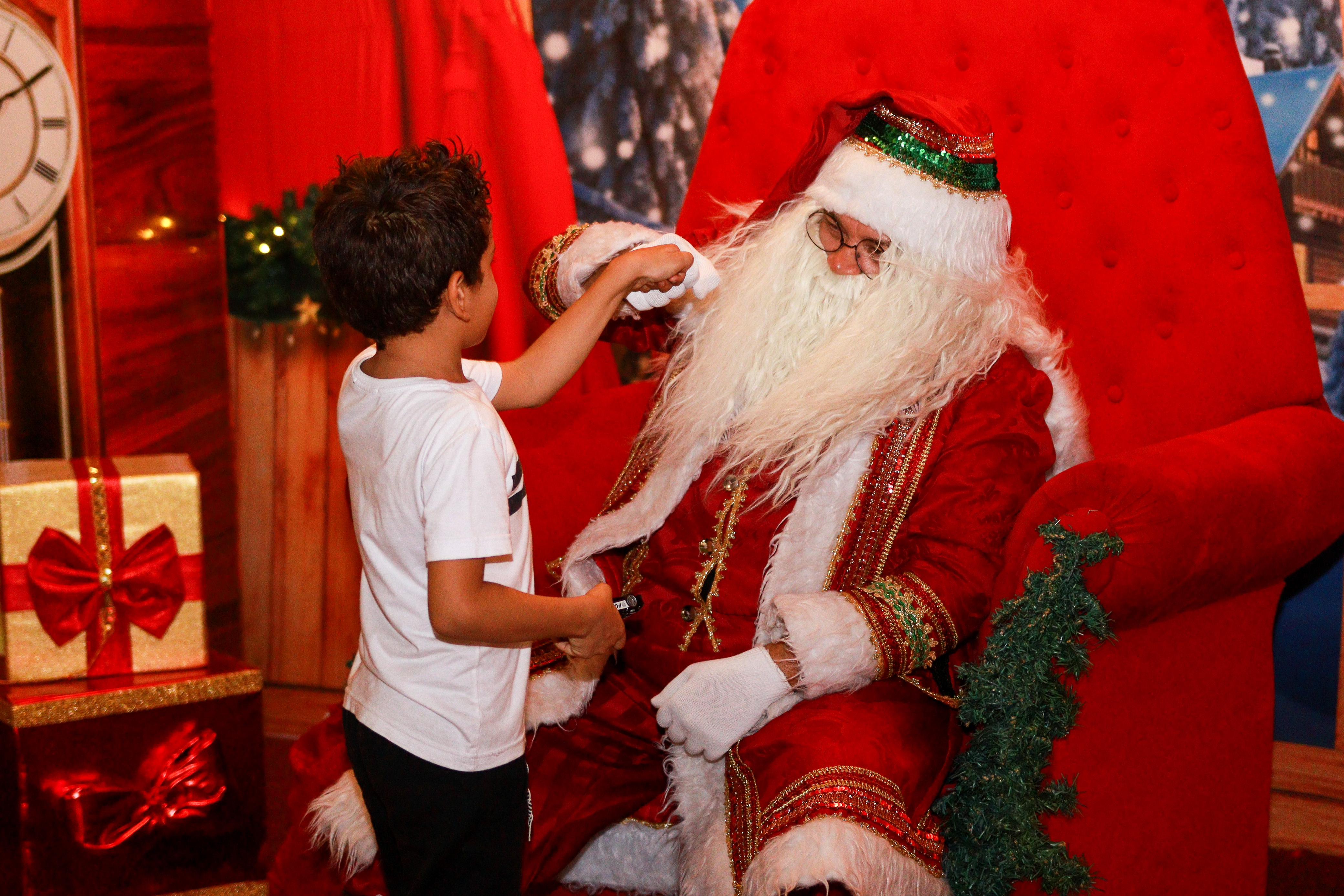 Mossoroenses e turistas prestigiam "Estação Natal" na noite de 24 de dezembro