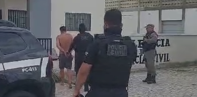 Foragido suspeito de assassinato é preso no interior do RN; irmão dele também é procurado