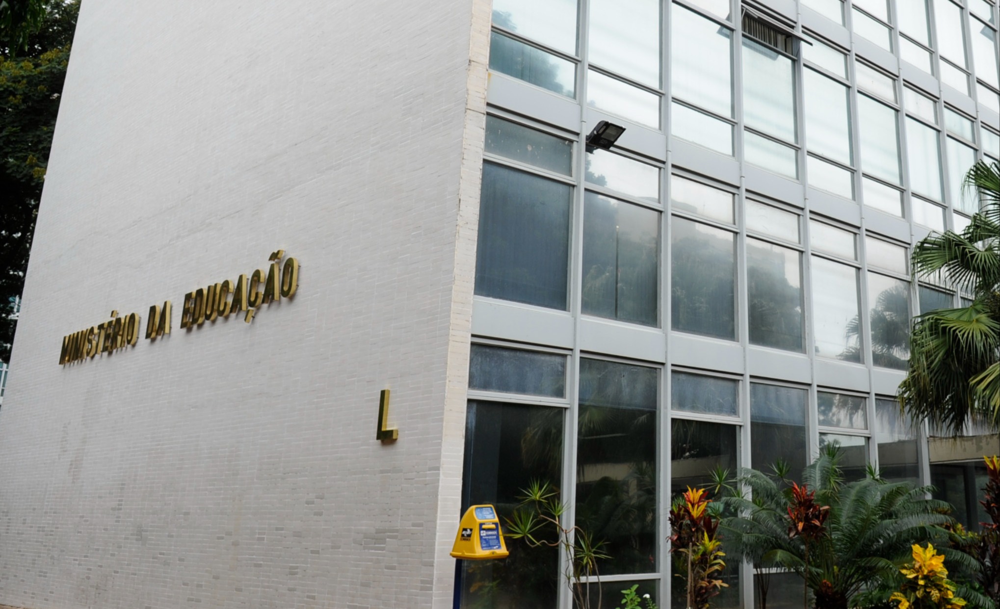 Fachada_do_Ministério_da_Educação_(MEC)_(15837724253).jpg