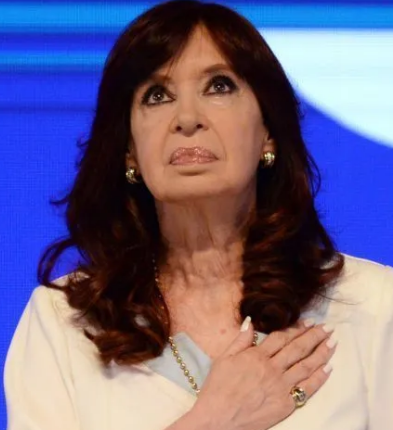 CRISTINA KICH.PNG