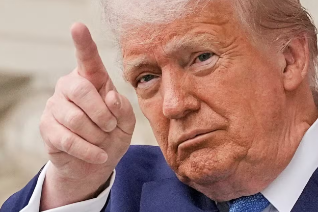 FireShot Capture 039 - Trump volta a ameaçar países do Brics_ 'receberão tarifa de 10% mui_ - [g1.globo.com].png