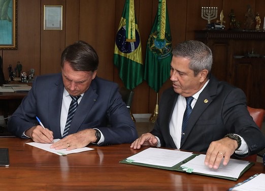 Jair Bolsonaro e Braga Netto | Foto: Clauber Cleber Caetano