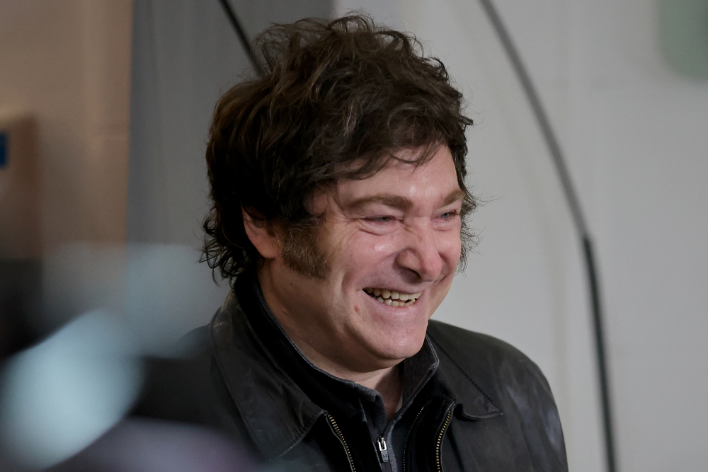 Javier Milei durante votação em 2025 — Foto: Emiliano Lasalvia / AFP