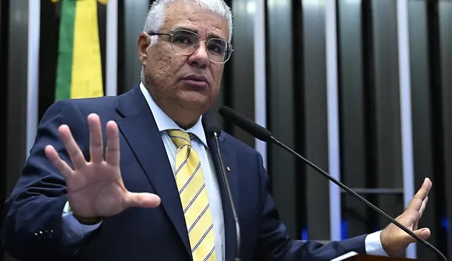 O senador Eduardo Girão (Novo-CE) durante discurs na tribuna | Foto: Waldemir Barreto/Agência Senado