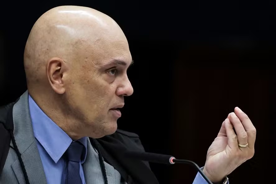 Ministro Alexandre de Moraes durante sessão de julgamento na Primeira Turma do STF — Foto: Adriano Machado/Reuters