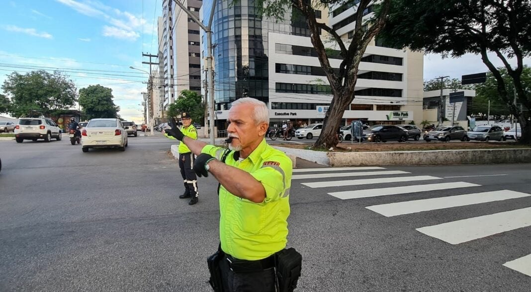Agentes de trânsito da STTU NATAL | FOTO: DIVULGAÇÃO/STTU