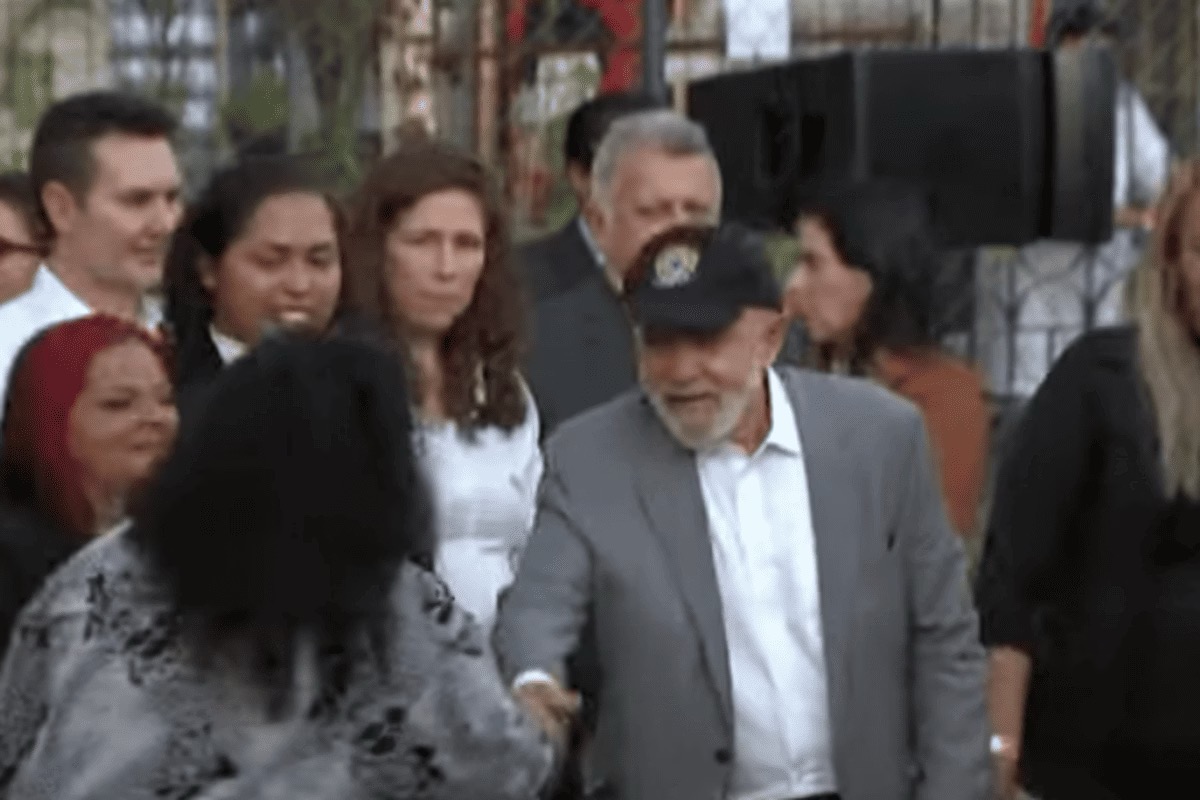 Lula e Alessandra Moja e Yasmin Moja  do PCC da Favela do Moinho | Foto: Reprodução