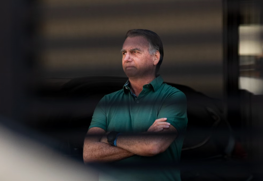 FireShot Capture 055 - Jair Bolsonaro deixa prisão domiciliar para ir a hospital em Brasíl_ - [www.metropoles.com].png