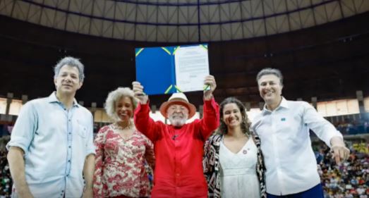 LULA.JPG