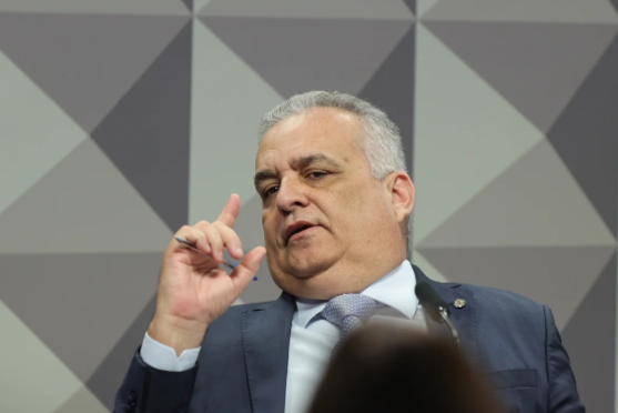 FireShot Capture 298 - Moraes autoriza visita do relator da CPMI do INSS a Bolsonaro_ - [www.metropoles.com].png