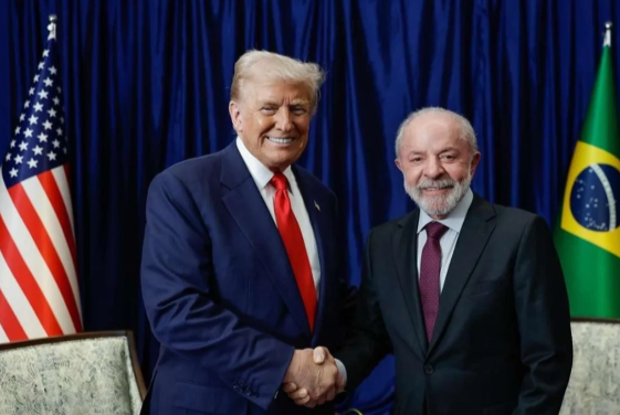 FireShot Capture 304 - Lula vê canal aberto para negociar, mas Trump evita antecipar acord_ - [www.metropoles.com].png