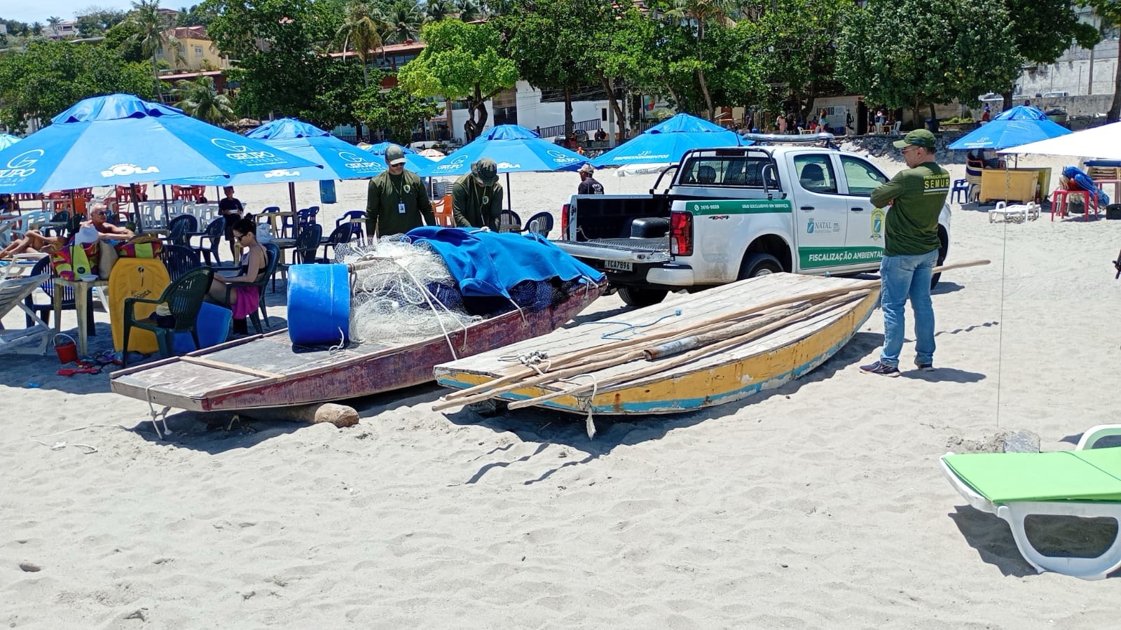 Fiscalização semurb na orla de ponta negra | Crédito: Fiscalização Ambiental/Semurb