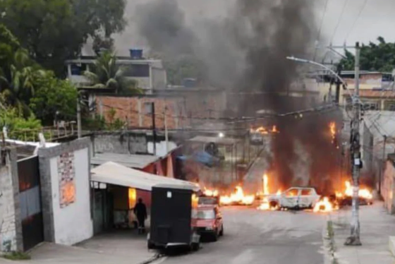 FireShot Capture 322 - Veja detalhes da maior operação contra o CV no Rio de Janeiro_ - [www.metropoles.com].png
