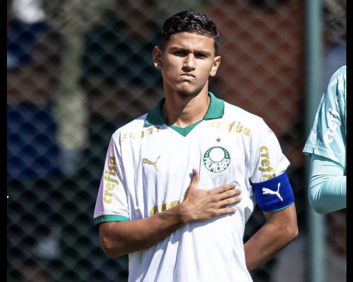 ITALO SILVA ATACANTE 