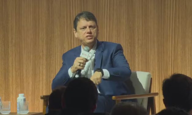 FireShot Capture 586 - Após prisão de Bolsonaro, Tarcísio diz que 'campo da direita vai se_ - [g1.globo.com].png