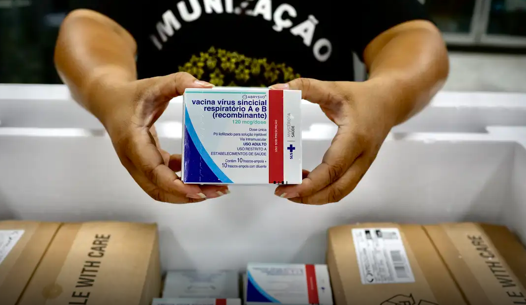 FireShot Capture 648 - Governo começa a distribuir vacina contra vírus sincicial respirató_ - [tribunadonorte.com.br].png