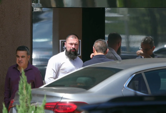 FireShot Capture 695 - Bolsonaro manda mensagem por deputado sobre redução de pena; veja q_ - [www.metropoles.com].png