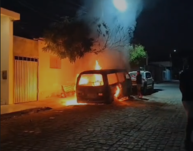 FireShot Capture 723 - (18) WhatsApp - [web.whatsapp.com].png