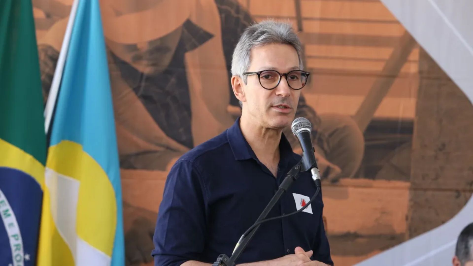 6945b2b8f44e229faeede433_Governador de Minas Gerais.jpg