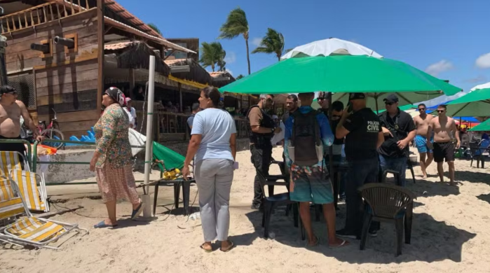 FireShot Capture 781 - Agressão a turistas em Porto de Galinhas_ polícia intima agressores_ - [g1.globo.com].png