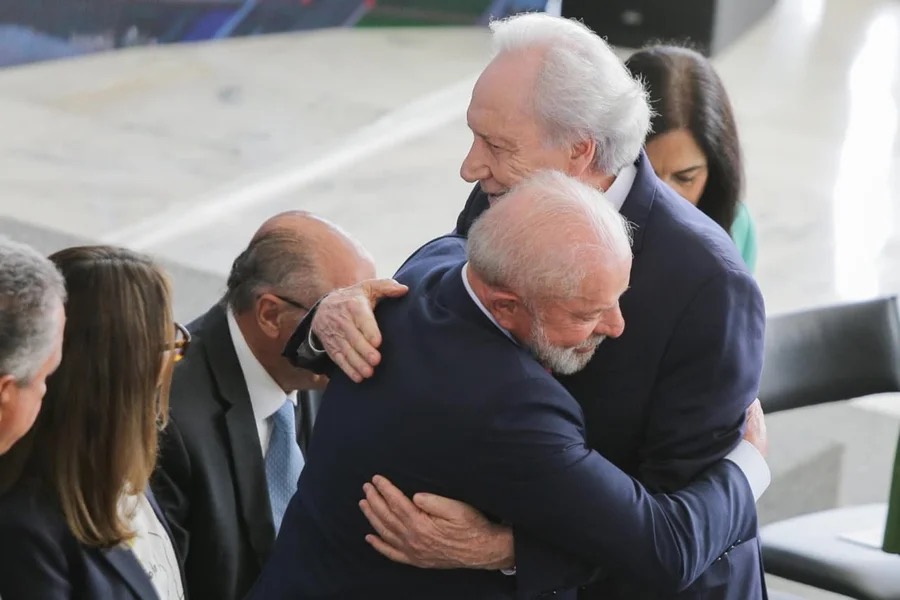 Lula e Lewandovski | BRENO ESAKI/METRÓPOLES 