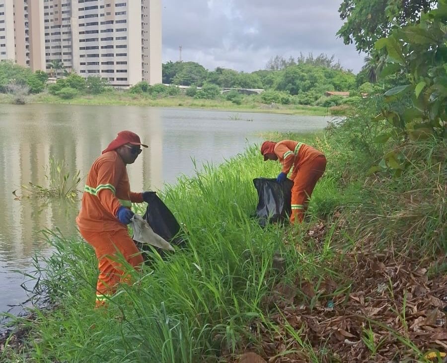 Limpeza lagoa de captação em Natal | Crédito: Gabriel Medeiros
