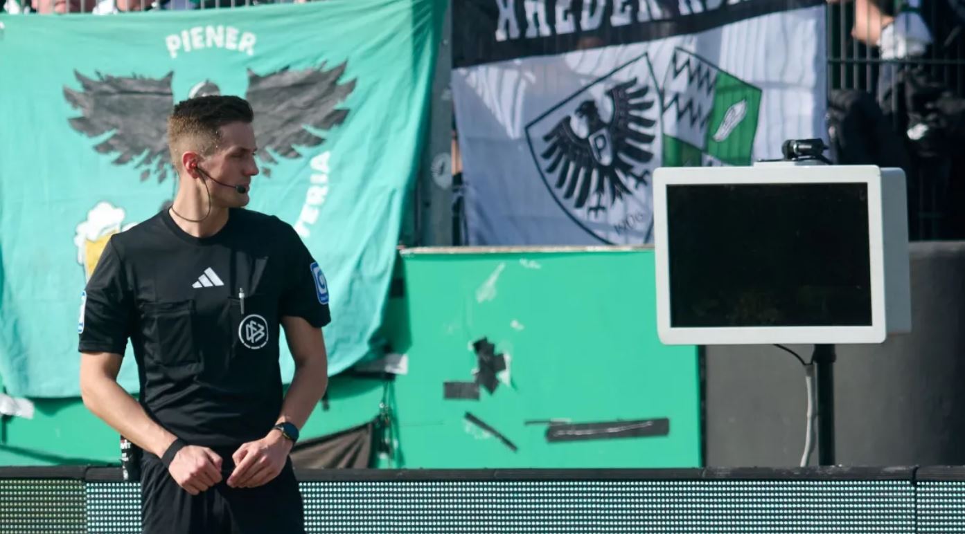 VAR / Foto: Bernd Thissen/picture alliance via Getty Images