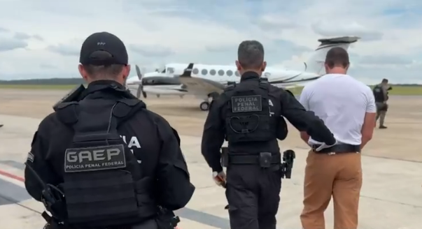 FireShot Capture 1098 - Edição de 13_03_2026 - Jornal Hoje - Globoplay - [globoplay.globo.com].png