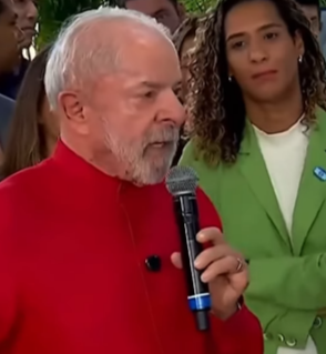 FireShot Capture 1100 - LULA CRÍTICA CANETAS EMAGRECEDORAS - YouTube - [www.youtube.com].png