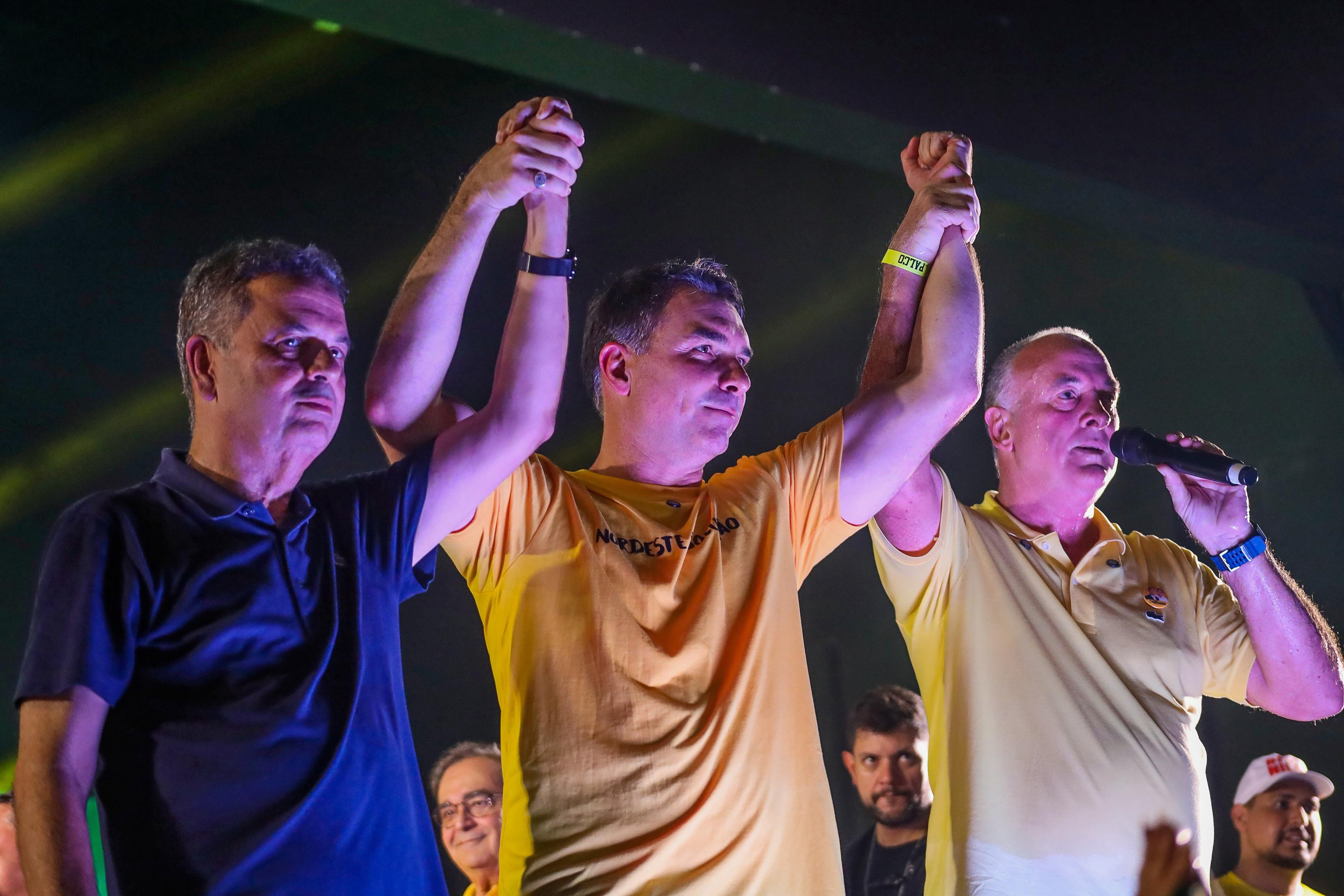 Flávio Bolsonaro e Coronel Hélio 